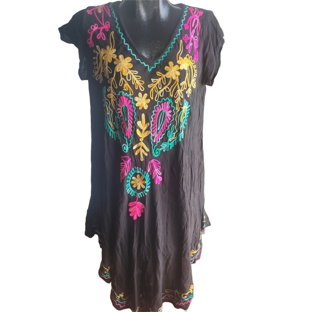 Embroidered Black Short Sleeve Summer Dress with V Hemline Free Size